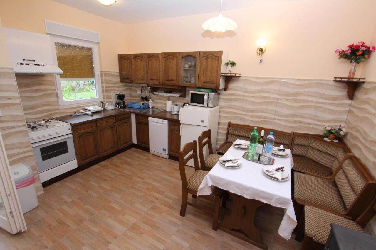 Apartment Oto Пула Экстерьер фото